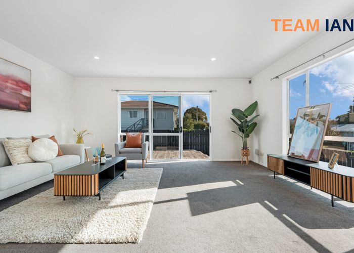  at 1/42 Pomaria Road, Henderson, Waitakere City, Auckland