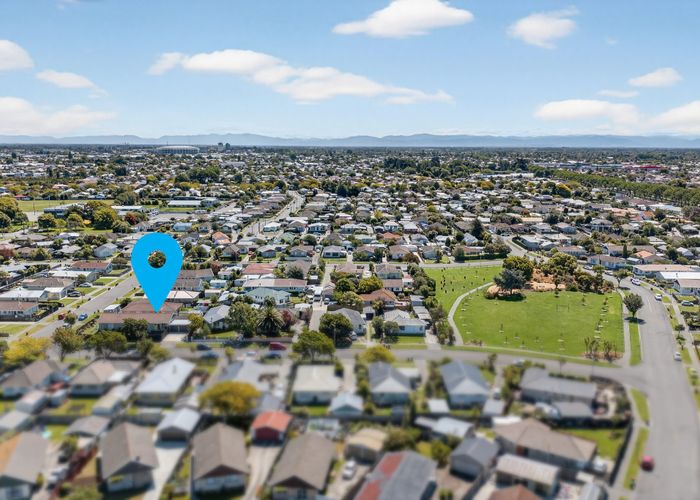  at 2/21 Cob Crescent, Woolston, Christchurch City, Canterbury