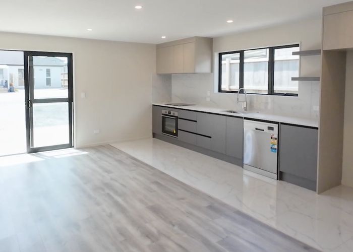  at 6 Rorotu Avenue, Drury, Papakura, Auckland