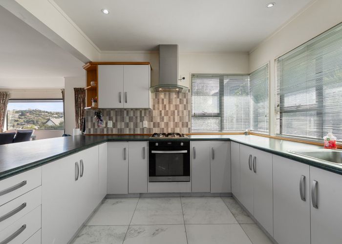  at 60 Molyneux Close, Whitby, Porirua, Wellington