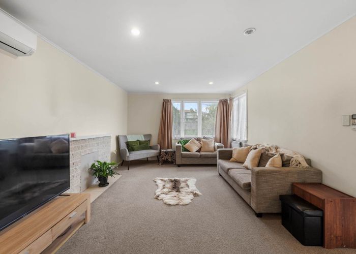  at 22 Jamaica Place, Blockhouse Bay, Auckland City, Auckland