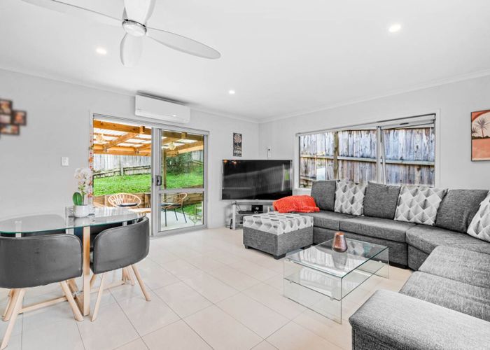 at 42C Hogans Road, Glenfield, Auckland