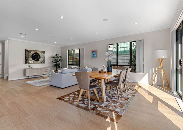  at 30 Para Close, Fairview Heights, Auckland