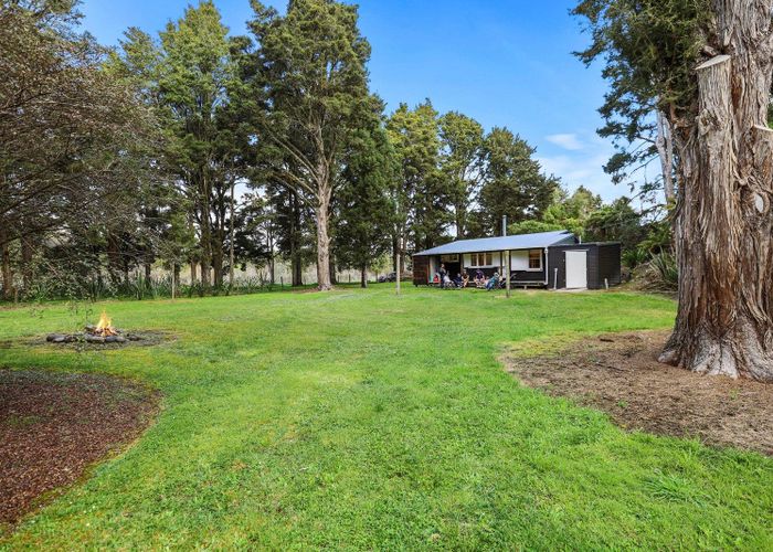  at 205 Te Rena Road, Kakahi