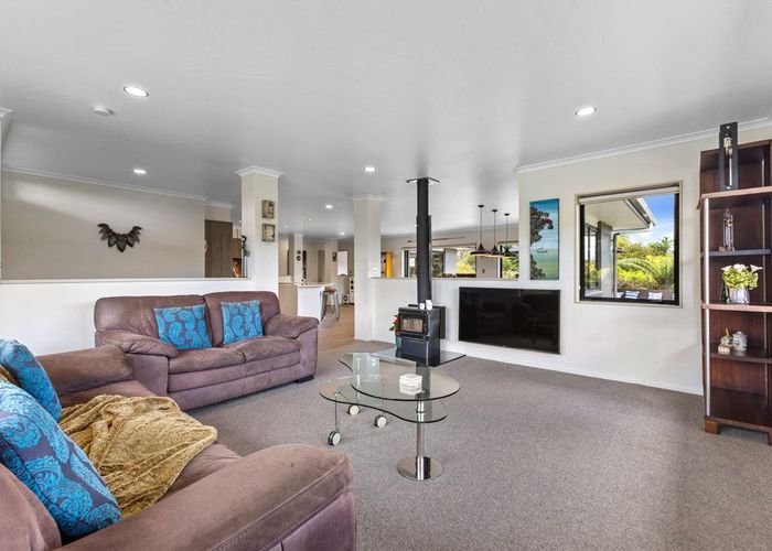  at 71 Kaipara Road, Ardmore, Papakura, Auckland