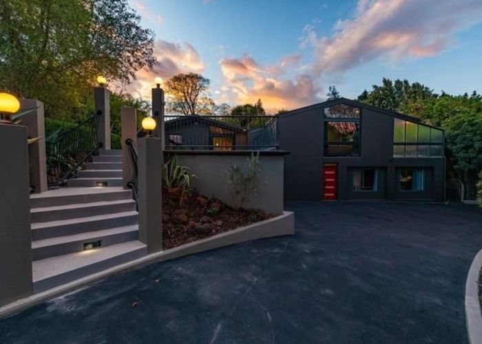  at 89 Avonhead Road, Avonhead, Christchurch City, Canterbury