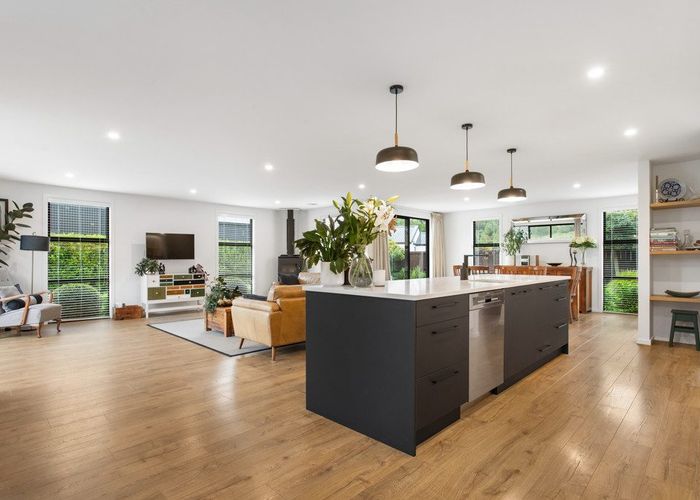  at 4 Caro Lane, Cracroft, Christchurch City, Canterbury