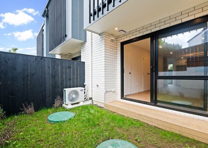  at 4/66 Jutland Road, Hauraki, North Shore City, Auckland