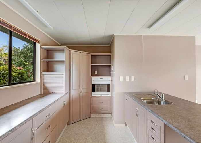  at 114B Riversdale Drive, Merrilands, New Plymouth