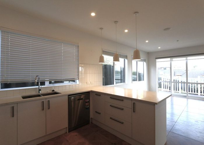  at 17A Marconi Place, New Windsor, Auckland City, Auckland