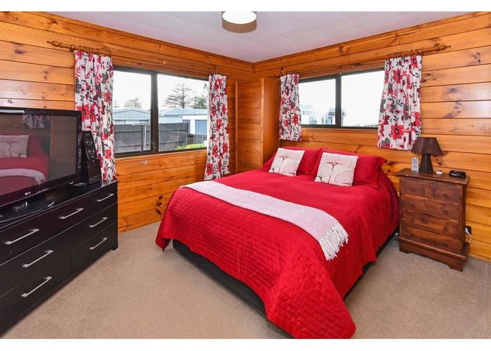  at 58B Jellicoe Road, Manurewa, Auckland