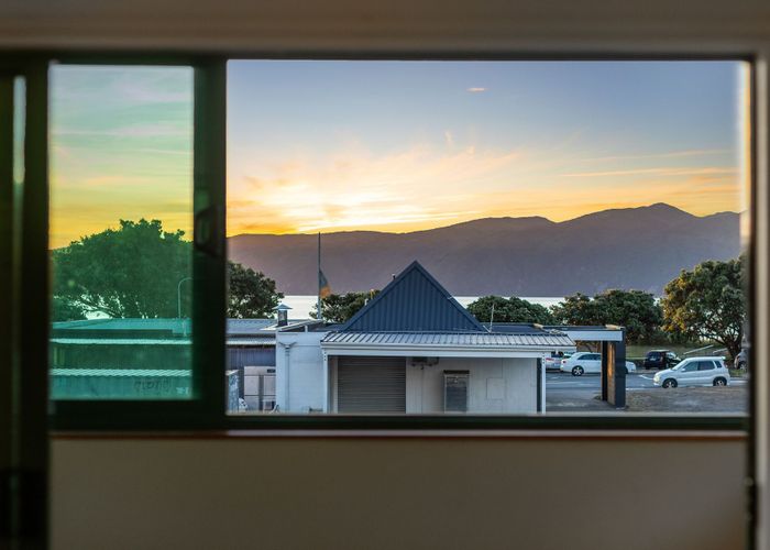  at 1e/25 MacLean Street, Paraparaumu Beach, Kapiti Coast, Wellington