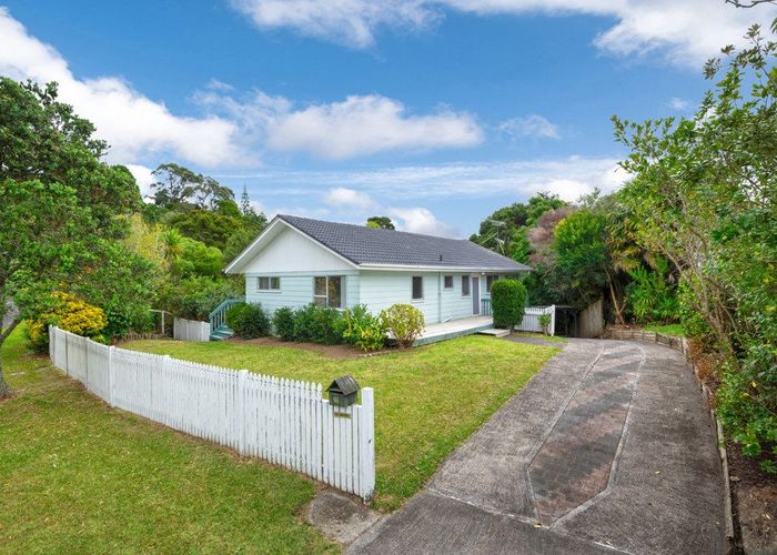  at 98 Spinella Drive, Bayview, North Shore City, Auckland