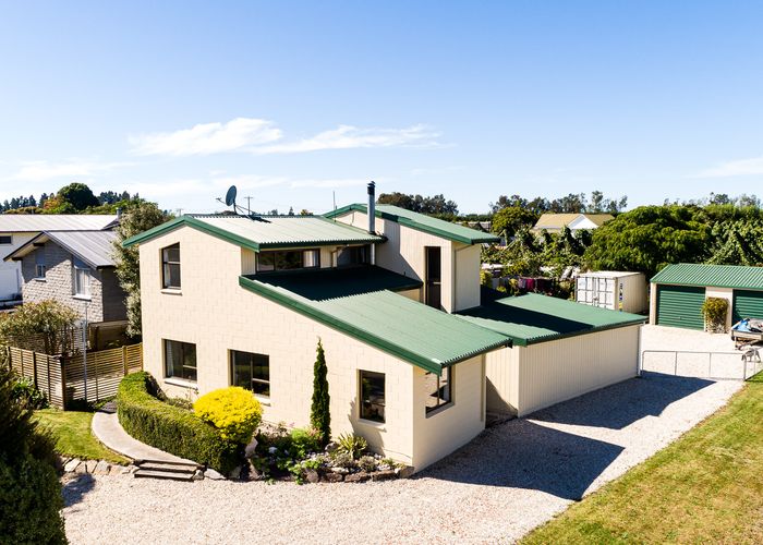  at 8 Wharf Road, Riwaka