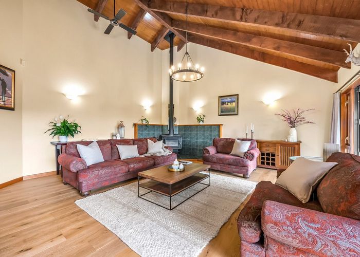  at 3 Roseveare Grove, Te Marua, Upper Hutt