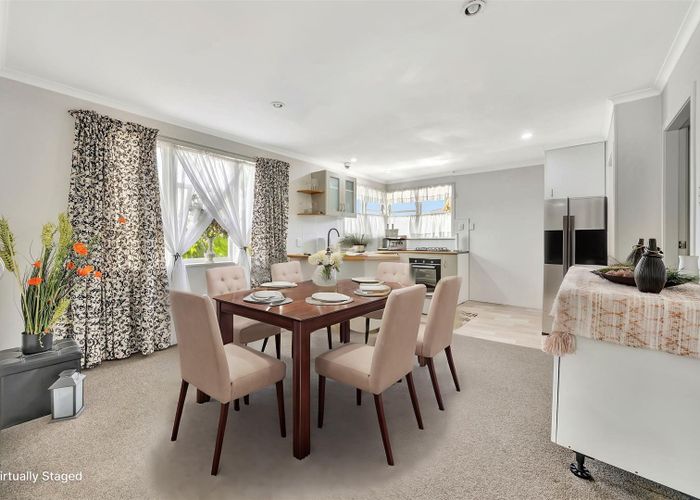  at 4 Magee Place, Chartwell, Hamilton