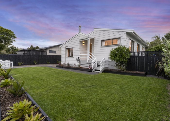  at 10 Bluewater Place, Wattle Downs, Manukau City, Auckland