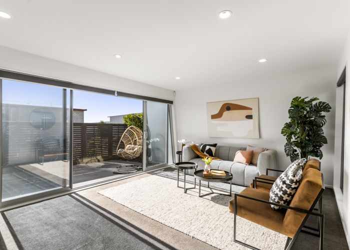  at 44 Woodridge Drive, Woodridge, Wellington, Wellington