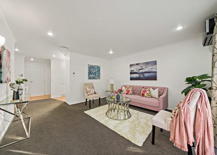  at 16/2 Arawa Street, New Lynn, Auckland