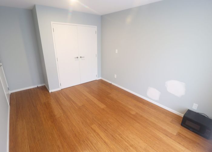  at 18 Castlepoint Avenue, Takanini, Papakura, Auckland
