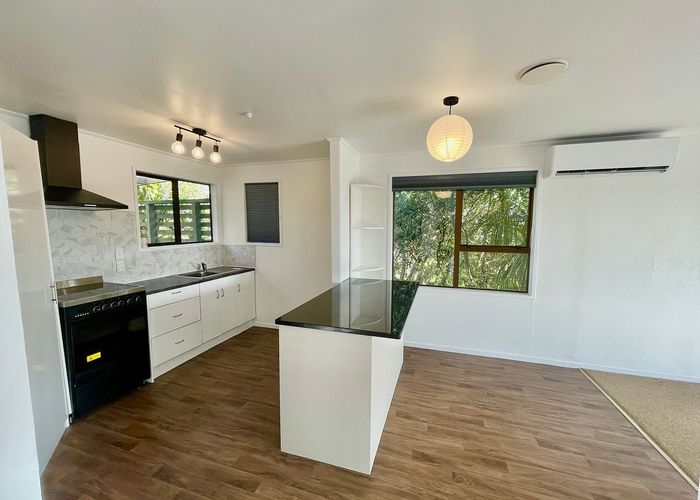  at 87 Solar Road, Glen Eden, Waitakere City, Auckland