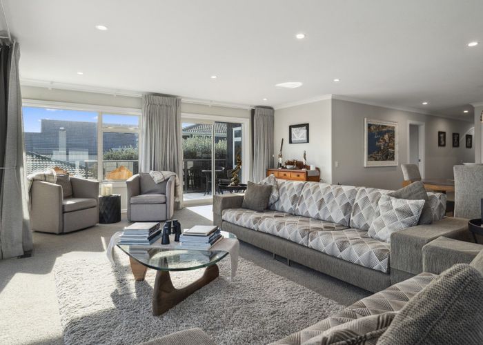  at 10 Crowther Terrace, Waipahihi, Taupo