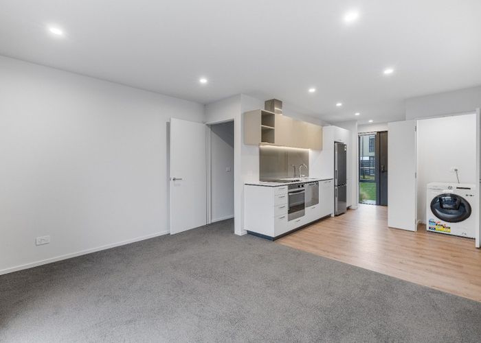  at 2/104 Ruskin Street, Addington, Christchurch City, Canterbury