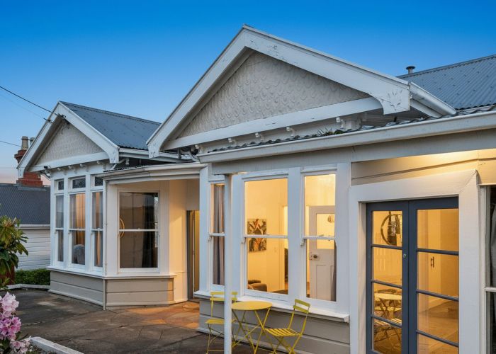  at 4 Argyle Street, Mornington, Dunedin, Otago