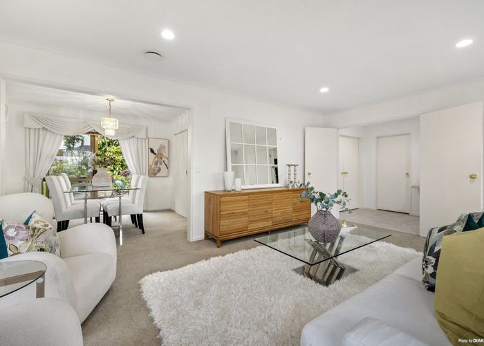  at 22 Bowscale Place, Northpark, Auckland