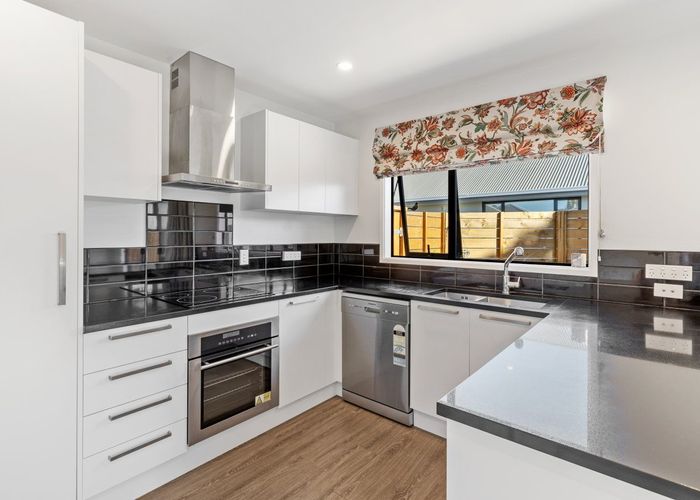  at 4/57 St Martins Road, Saint Martins, Christchurch