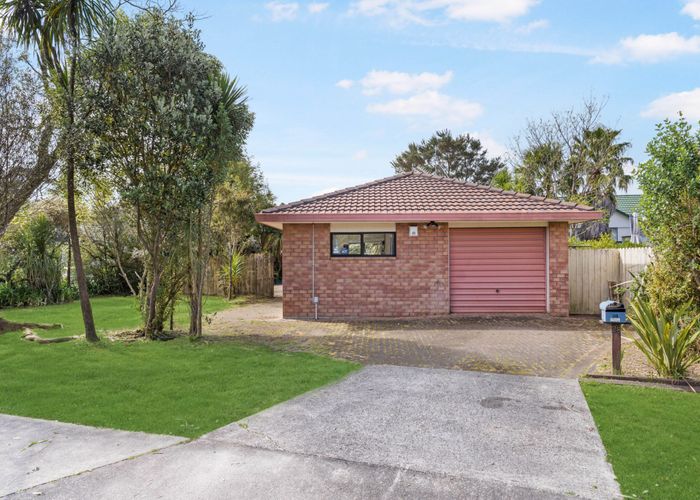  at 28 Milan Drive, Glen Eden, Auckland