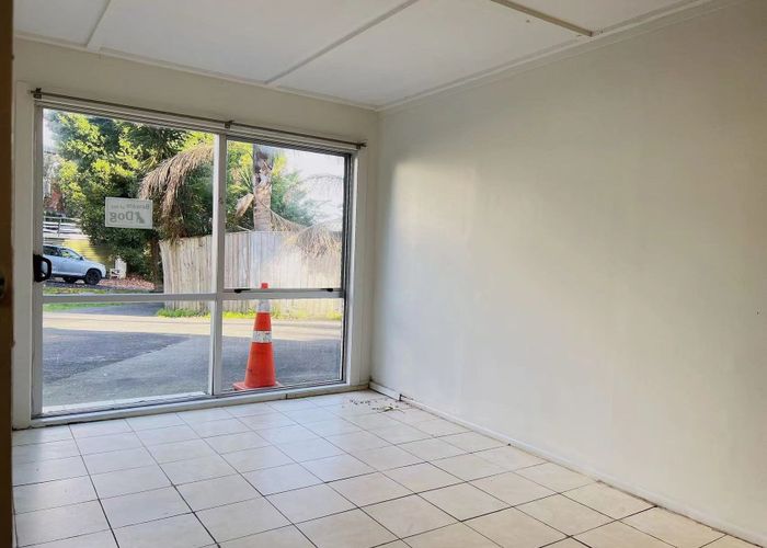  at Downstairs/14 Bacot Place, Howick, Auckland, Howick, Manukau City, Auckland