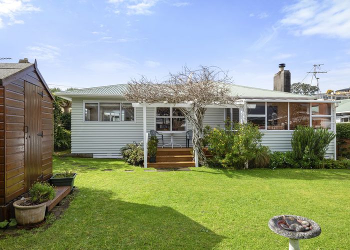  at 5 Lydford Place, Spotswood, New Plymouth