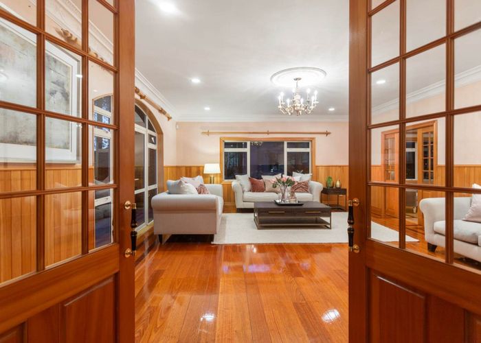  at 198 Grand Drive, Remuera, Auckland