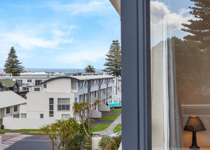  at 207/23 Maunganui Road (The Atrium), Mount Maunganui, Tauranga, Bay Of Plenty