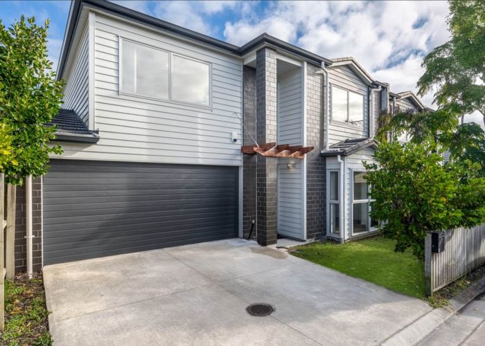  at 6 Rishi Way, Mangere, Manukau City, Auckland