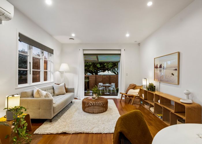  at 4 Renton Road, Mount Albert, Auckland City, Auckland