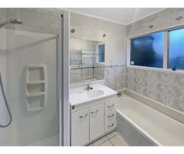  at 1/10 Halder Place, Torbay, North Shore City, Auckland
