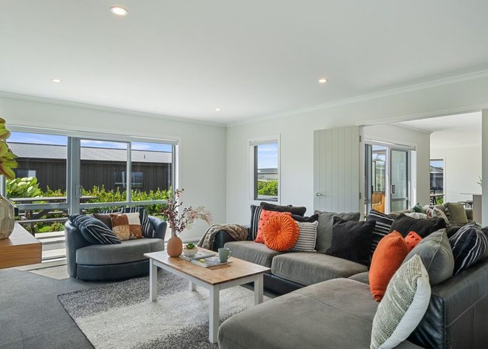 at 55 Seagrass Place, Otaki Beach, Otaki