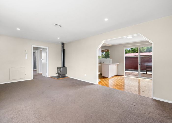  at 27 Denniston Crescent, Redwood, Christchurch