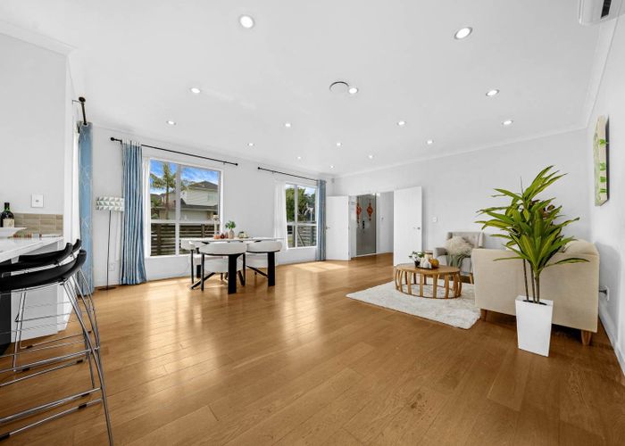  at 30 Castlederg Drive, Flat Bush, Manukau City, Auckland