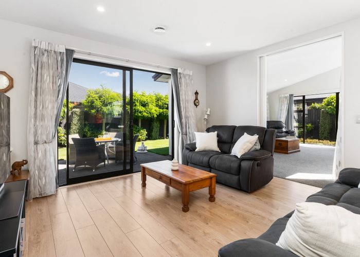  at 1 Bargrove Close, Halswell, Christchurch City, Canterbury