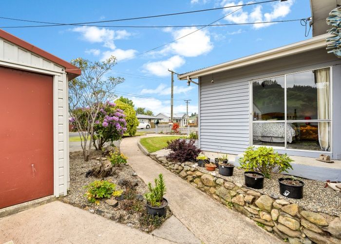  at 9 Constant Street, Sawyers Bay, Port Chalmers