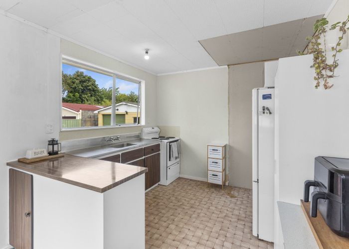  at 10 Photinia Place, Aramoho, Whanganui