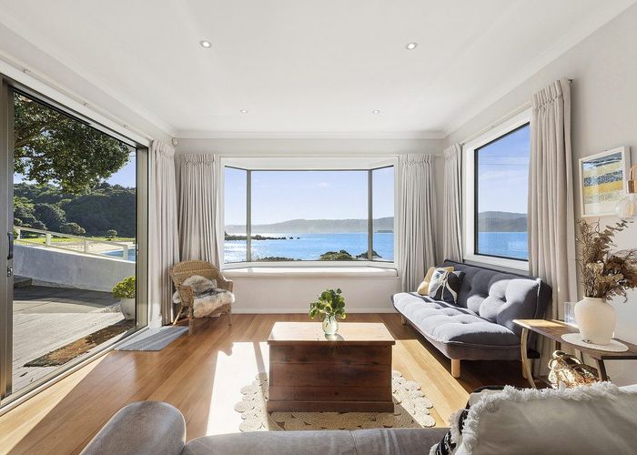  at 493 Karaka Bay Road, Karaka Bays, Wellington, Wellington