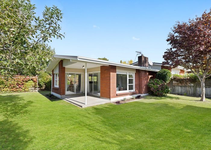  at 46 Hooker Avenue, Chedworth, Hamilton