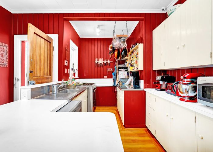  at 16 Victoria Road, New Plymouth, New Plymouth