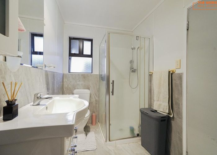  at 196 Browns Road, Manurewa, Auckland