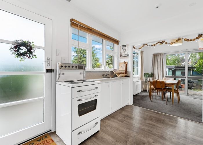  at 39 Somerset Crescent, Spreydon, Christchurch