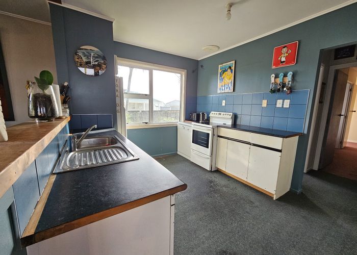  at 53 Kahukura Avenue, Waitarere Beach, Levin